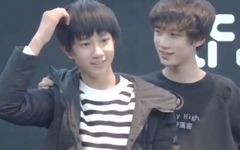 敖子逸在丁程鑫那里一直都是例外.#鑫逸山城竹马