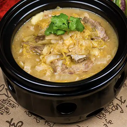 1,酸菜炖排骨