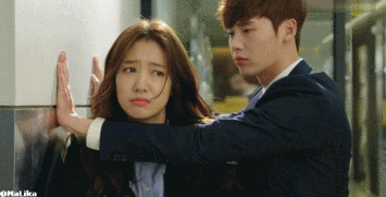 韩剧中心动的壁咚,你最心水哪个?