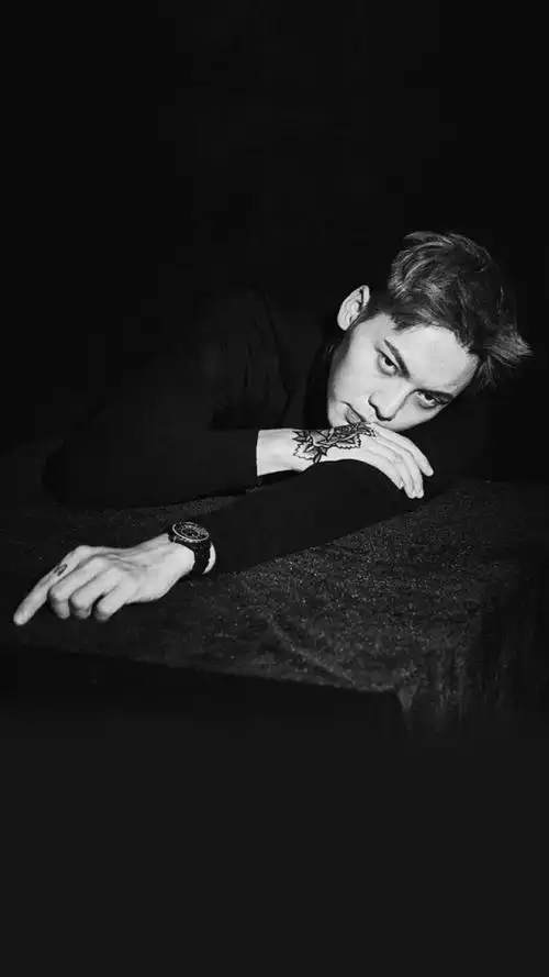 陈伟霆帅痞养眼时尚写真图片手机壁纸