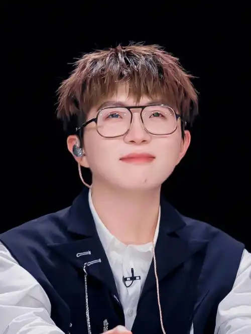 毛不易甜甜的笑