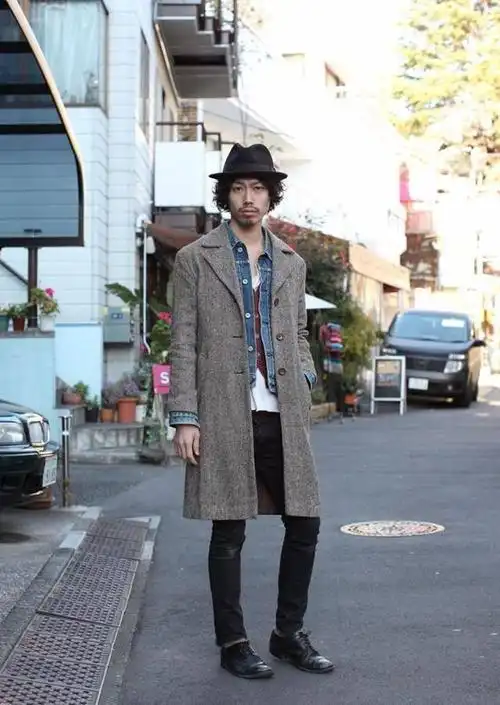 日本街拍:冬季日本街头潮男都在穿什么?