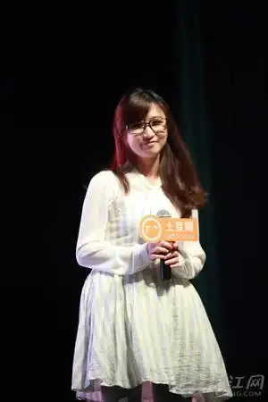 翻唱歌手的喵酱