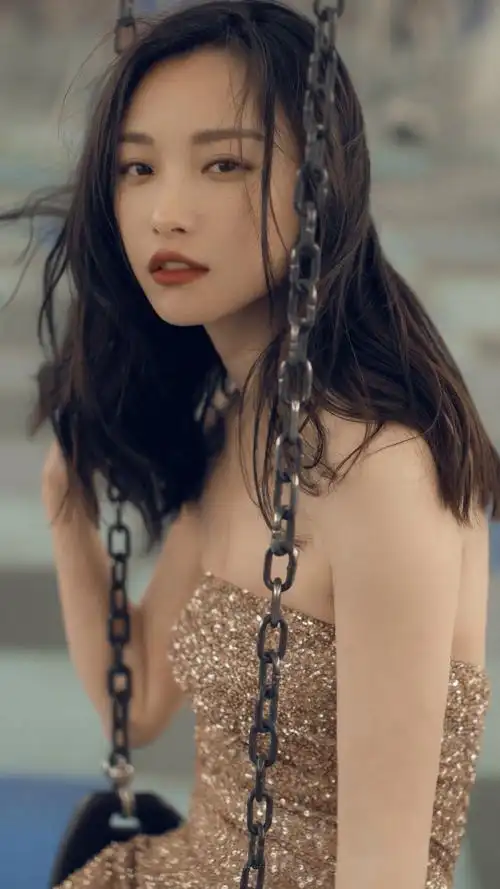 倪妮cr:青崖寻酒