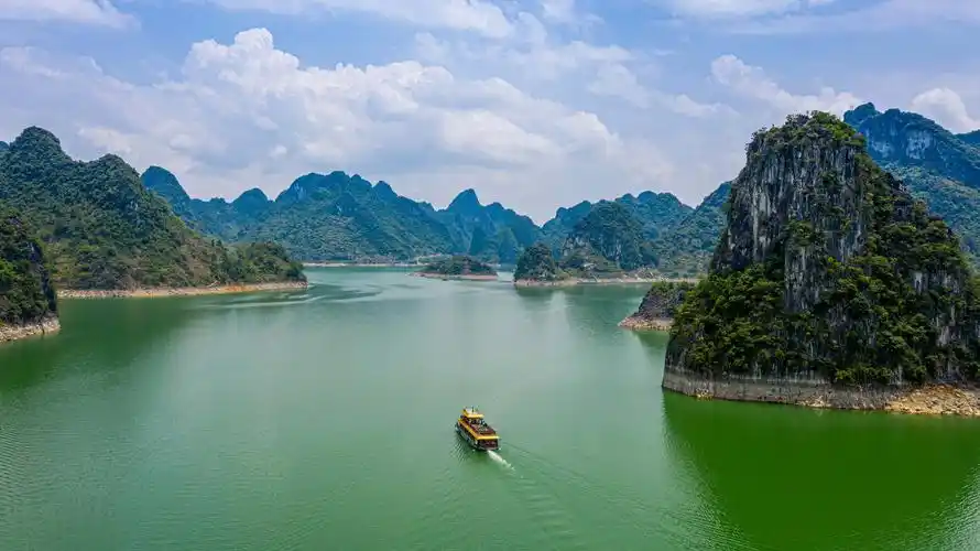 世界长寿乡上林自驾游记一场品味绿水青山与美食的安逸时光