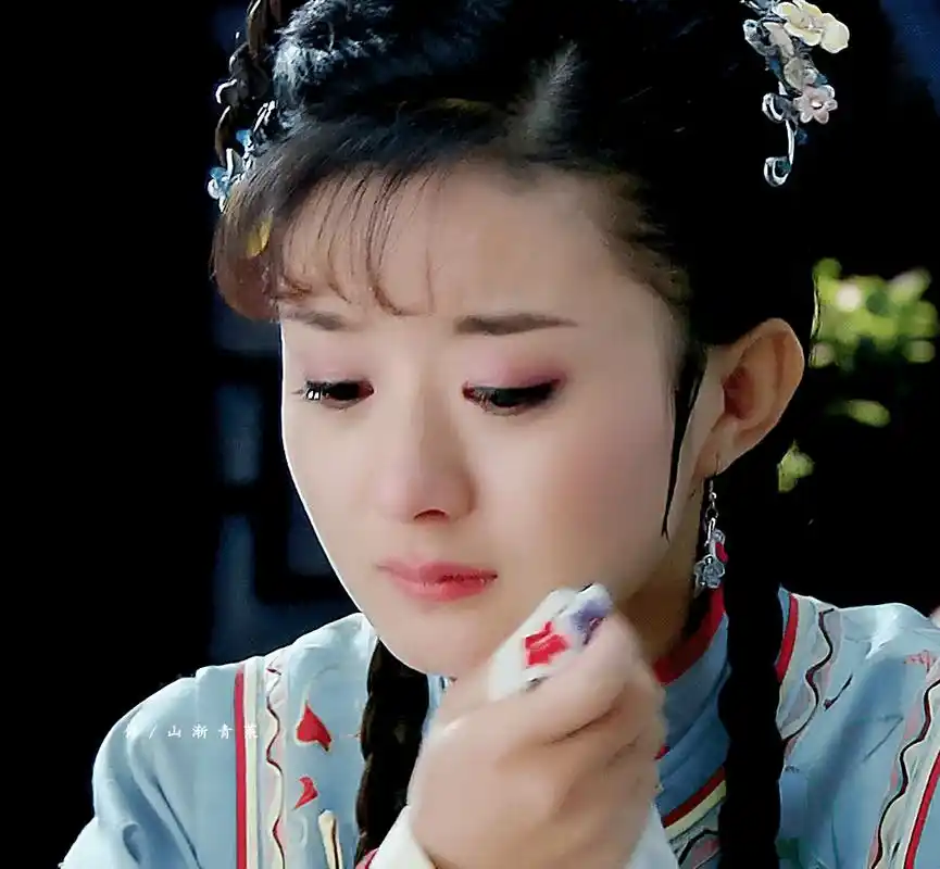 赵丽颖的晴儿好会哭,"尔康你不要我了"我的心都碎了,抱一抱!