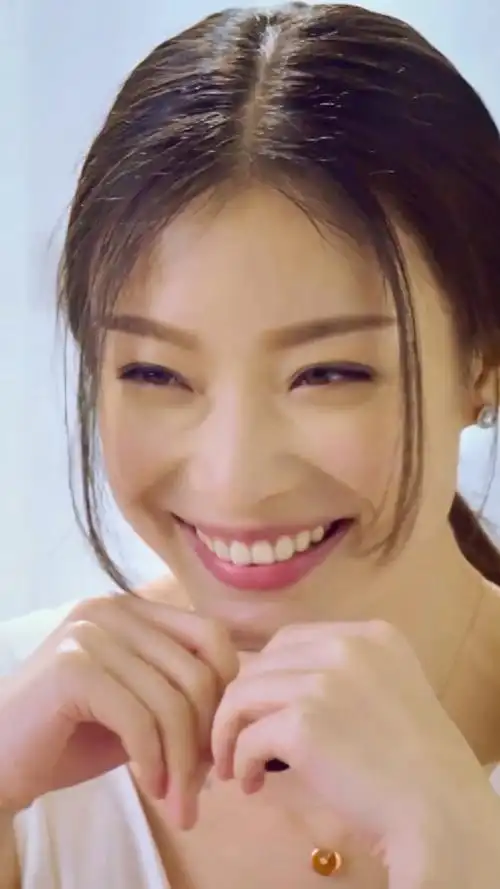 倪妮姐姐笑起来太阳光啦