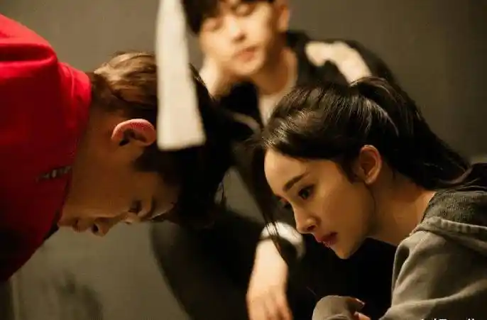 《密逃2》将录,杨幂魏大勋仅1人回归,迎来宝藏男孩跟杨幂好友_节目