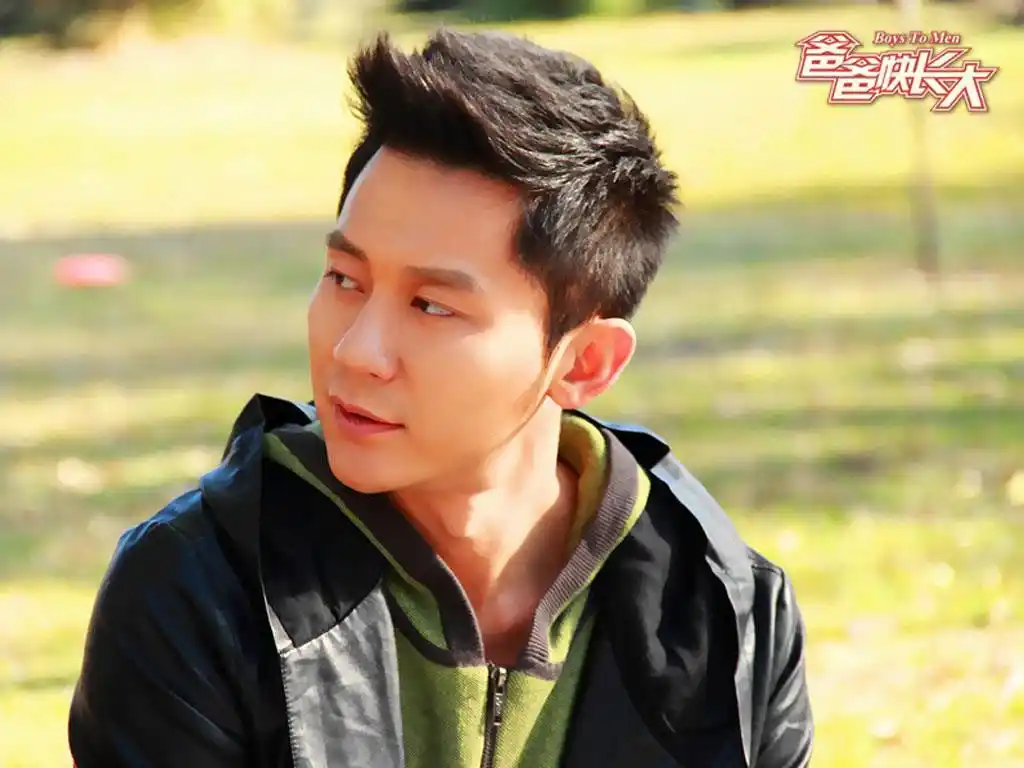 《爸爸快长大》李晨主演影视剧照壁纸