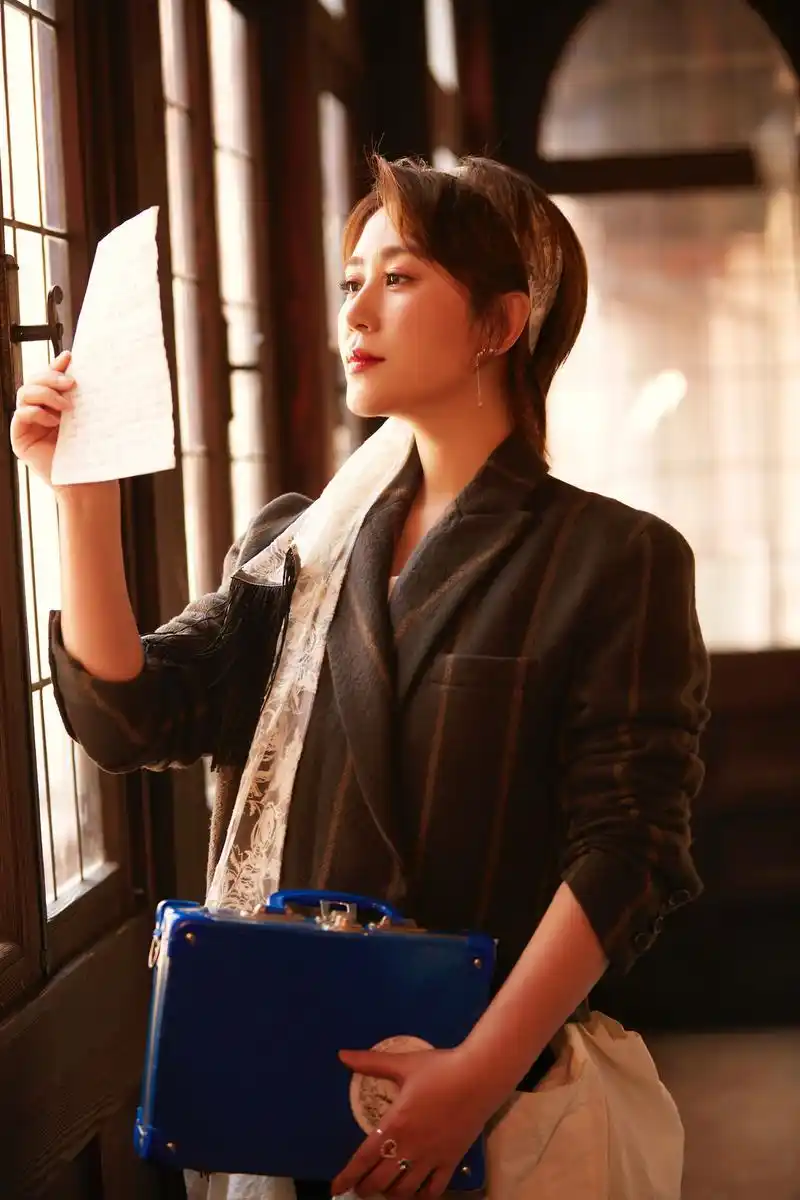 马丽短发更精湛 意大利时尚之旅更精致!