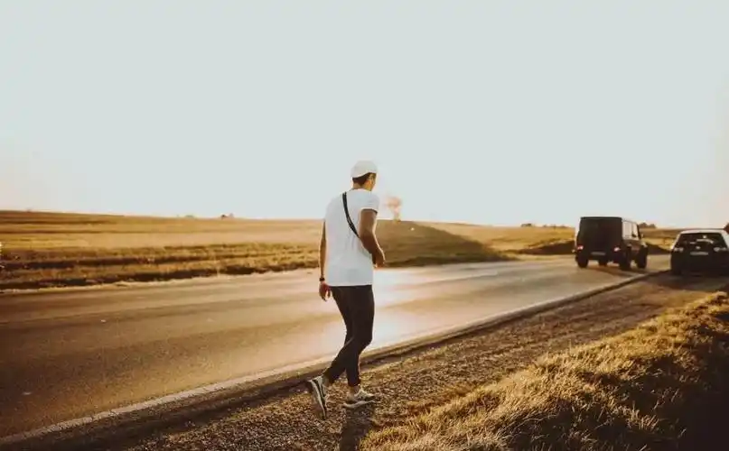 喜欢走路锻炼的人,赶紧看看最新研究结果|行走|腰围|动脉硬化_新浪