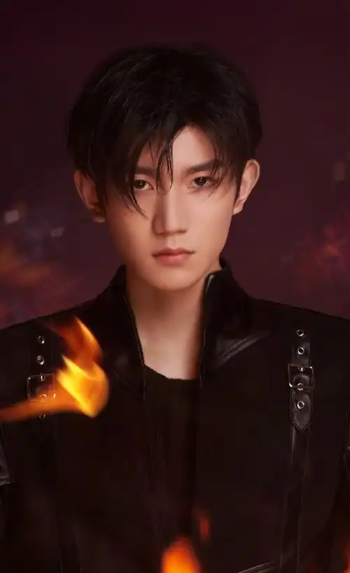 未来继续一起走下去!@tfboys-王源#tfboys黑色羽毛#星闻揭秘超话