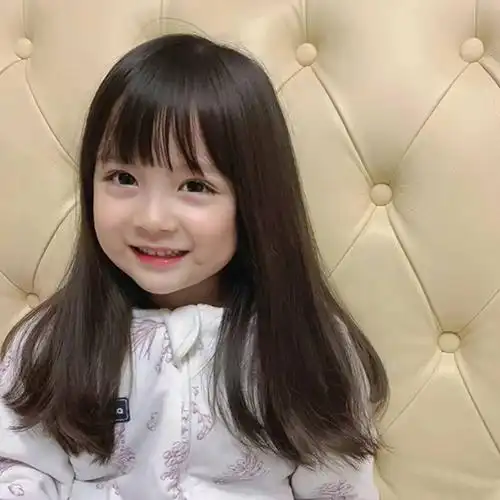 儿童假发女孩仿真长直卷发自然空气刘海圆脸可爱甜美公主拍照发套