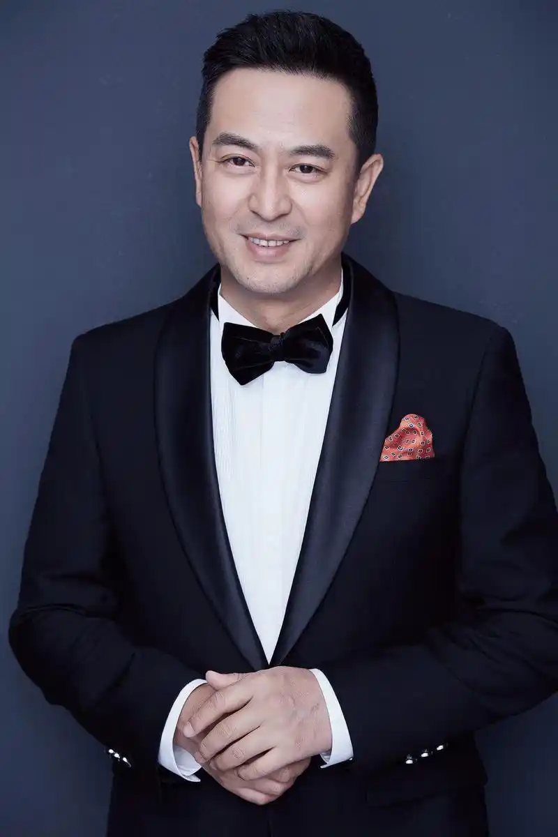 她是张嘉译恩人的女儿,嫁给他却看不起他,离婚21年后悔了吗?