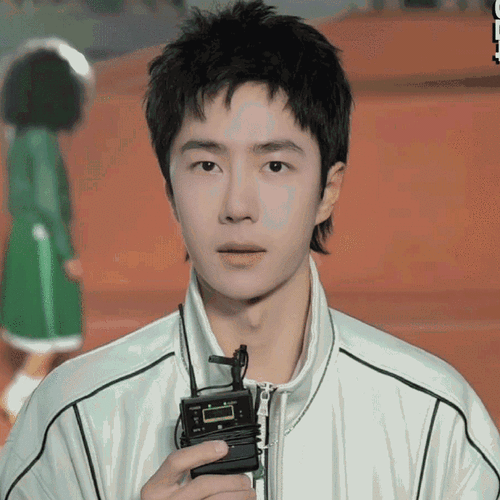 歪头的时候也嗲嗲嘚#lacoste品牌全球代言人王一博##王一博