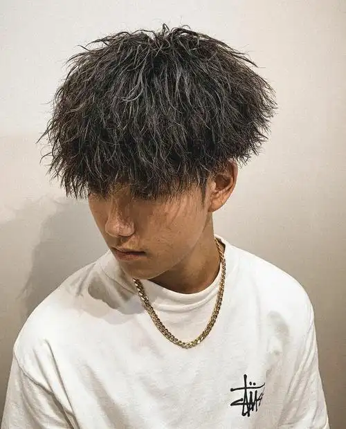 渣男锡纸烫发型推荐