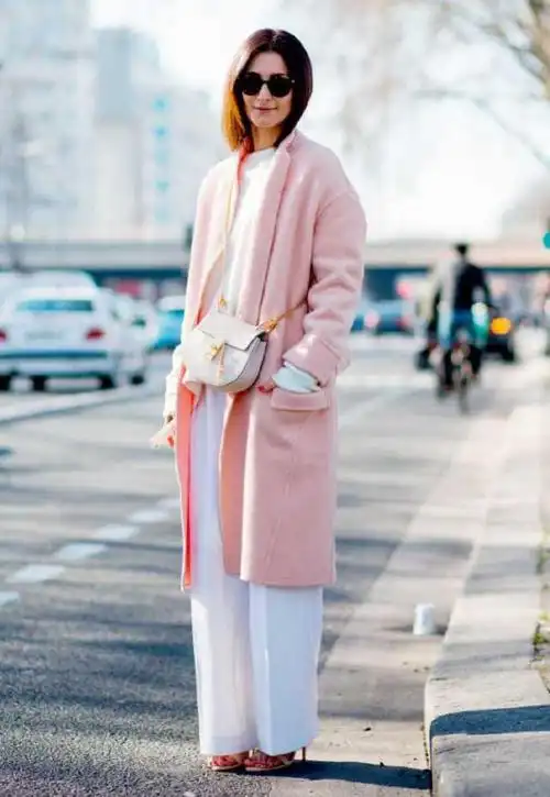 粉色配什么颜色好看?冬季粉色搭配技巧