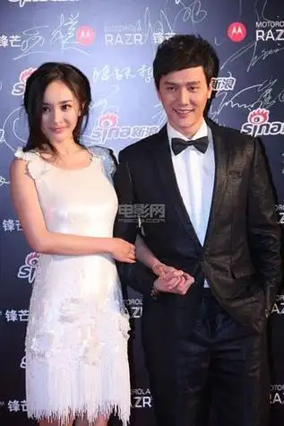 杨幂和冯绍峰上过床,杨幂和冯绍峰是情侣吗,本文共(3256字)