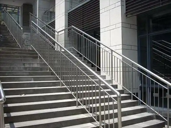 淄博316l不锈钢楼梯扶手定制