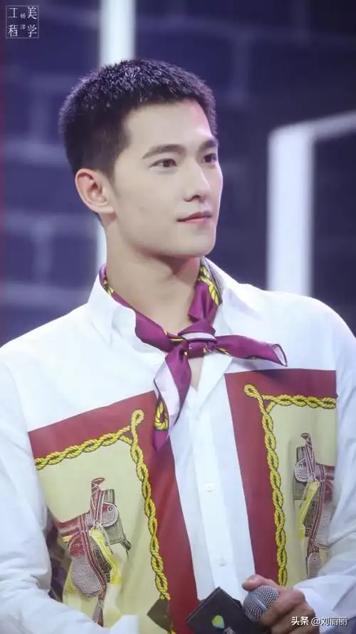 杨洋终于剪了小寸头,时尚有型,简直就是未来潮流