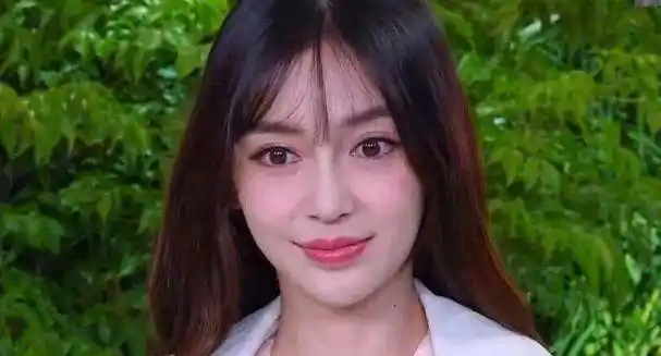 angelababy早期高清日系颜,对比现在,是不是真的崩了?_变化_杨颖_感觉