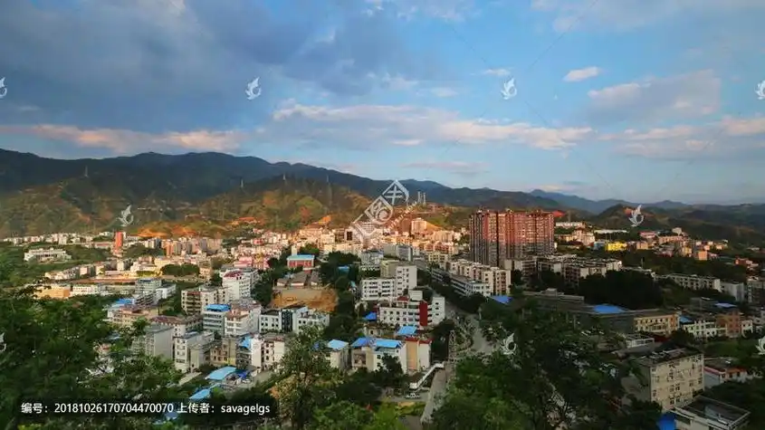 盐边自驾游旅游攻略:航拍盐边县城视频?