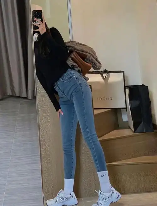 牛仔裤会自发热保暖舒服还让腿型变好看