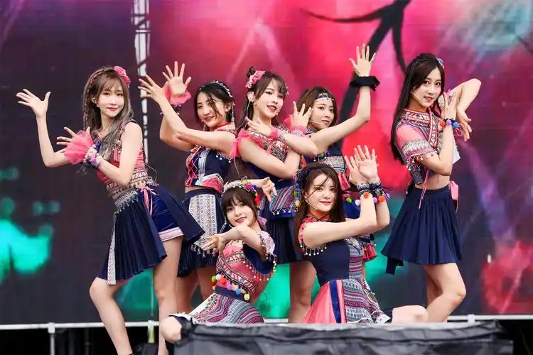 盘点国内知名度较高的5个女团,第一个最火,最后一个人数最多