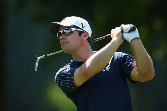 图文宝马国际公开赛前瞻挥杆标志性收杆动作