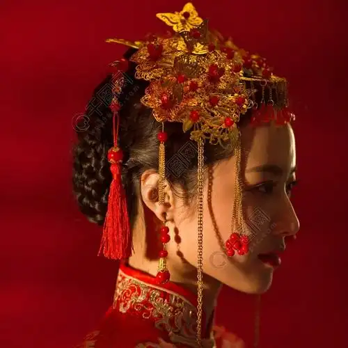 漂亮的古装新娘