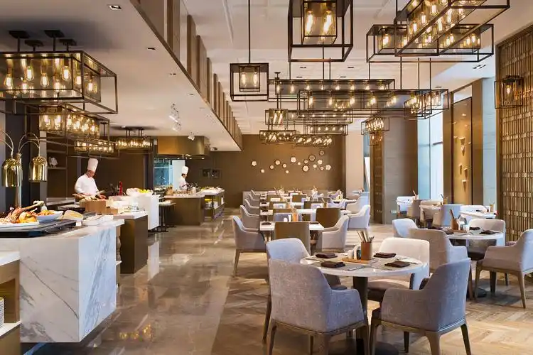 都会赏膳全日制西餐厅-这里拥有三间不同风格的餐厅及两个酒吧,其中