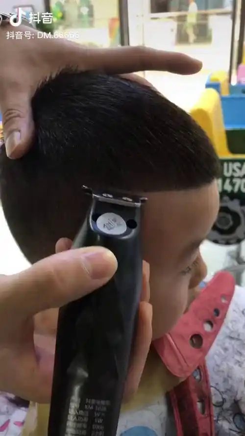 小男神发型一学就会儿童发型设计