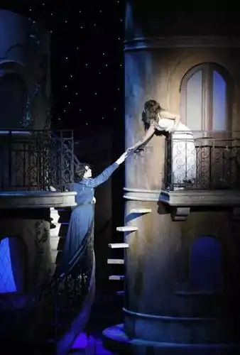 观众招募 | 法语音乐剧《罗密欧与朱丽叶》后台探访(学员专场)