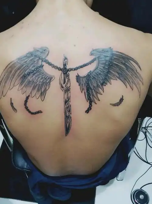 翅膀_纹身图案手稿图片_梁妙新的纹身作品集