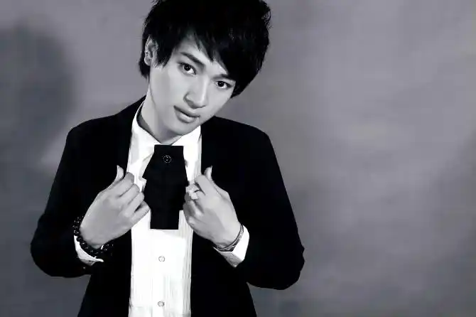 【转载】帅哥--王子钦