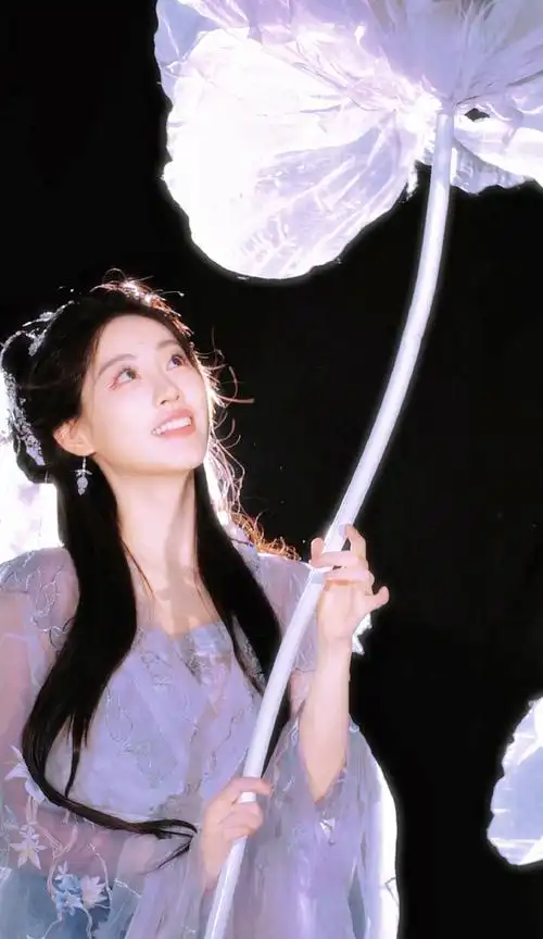 祝绪丹广寒宫在逃嫦娥##祝绪丹嫦娥眉心点福妆