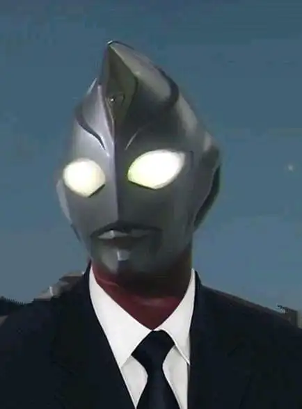 奥特曼不打小怪兽去穿西装上班啦夭寿啦