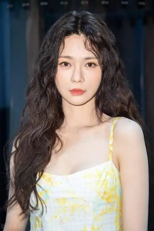 魅力无限的沈梦辰,她真的好美!