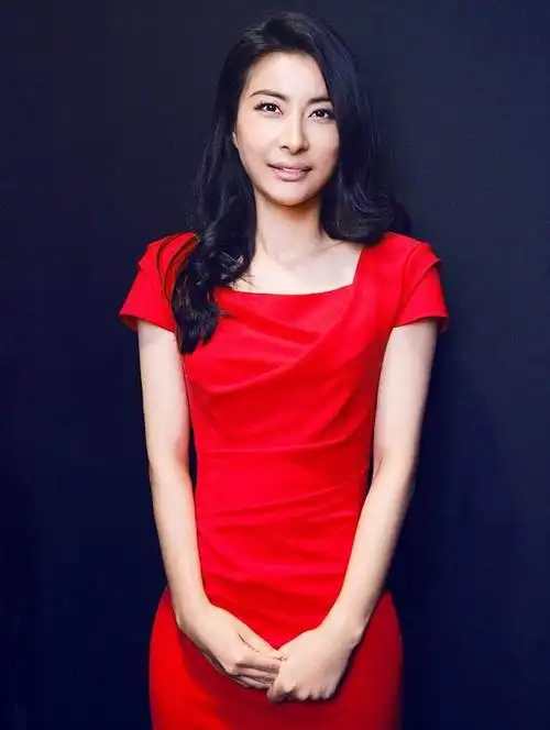 郭晶晶经纪公司经纪人|郭晶晶代言品牌费用|郭晶晶商务合作|郭晶晶