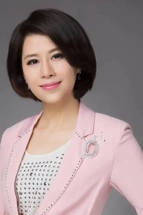 黄礼孩,当代诗人.诗歌入选《大学语文》作为教材.