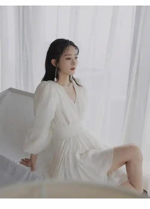 赵丽颖明星同款衣服春装年早春法式初恋白色泡泡袖连衣裙子女白色预售