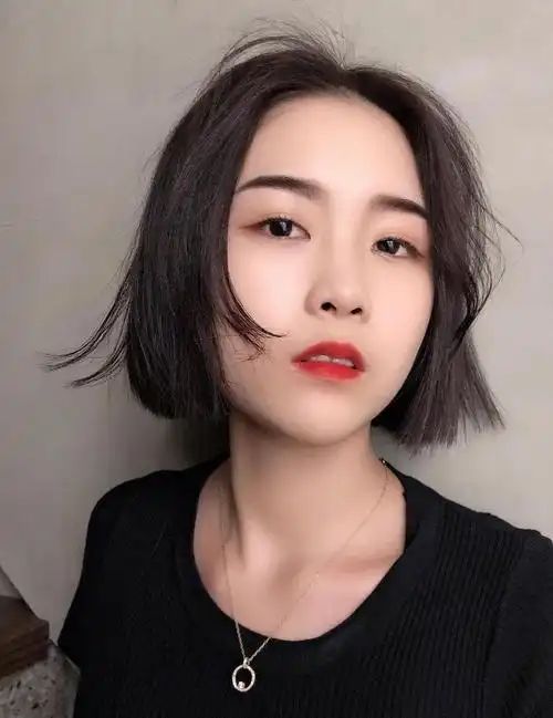 短发发型2021年最新款女图片 2023发型女最新减龄-佳迪双