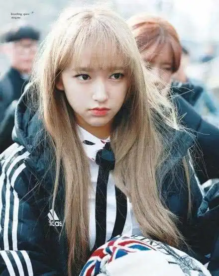 有种证件照叫做程潇证件照,看到素颜的样子,网友:我恋爱了!