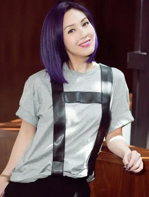 杨千嬅是国内实力深厚的流行歌手,出道至今,杨千嬅曾多次为乐迷打造