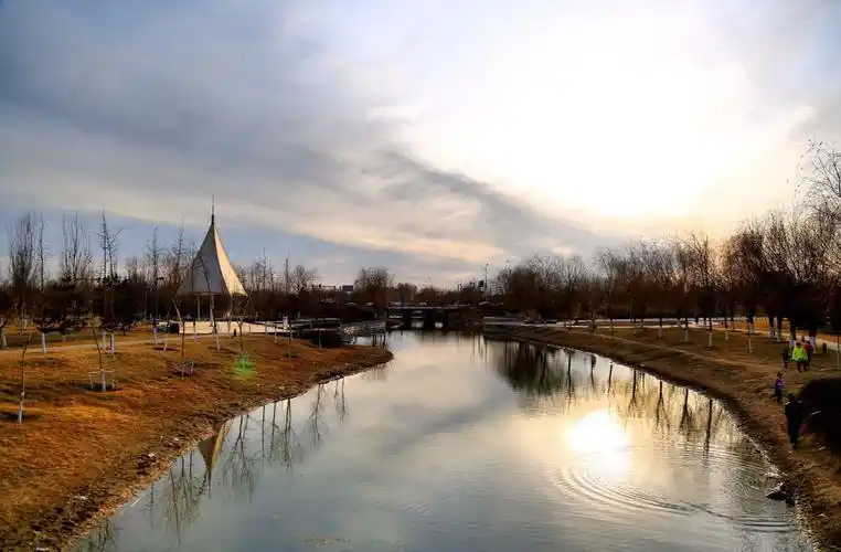 唐山市玉田县鼓楼东街111号