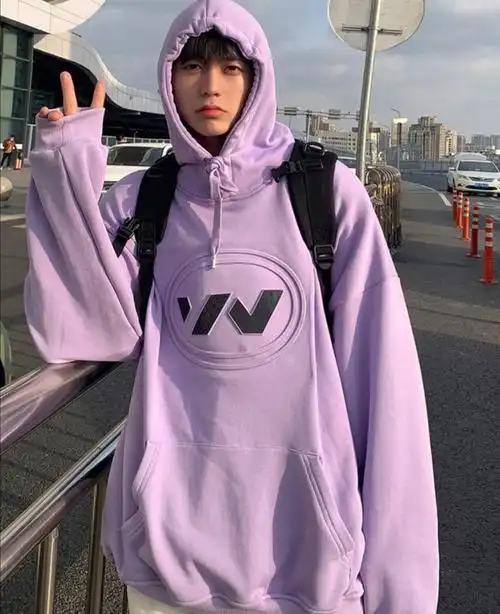 余庆伟秋季穿搭