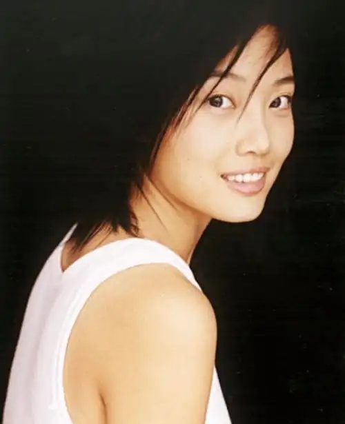 曾志伟谴责容祖儿长相丑陋,捧成英皇一姐,看看她电影投资在路上之普通