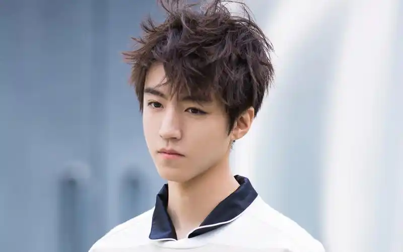 tfboys王俊凯最新写真图片壁纸