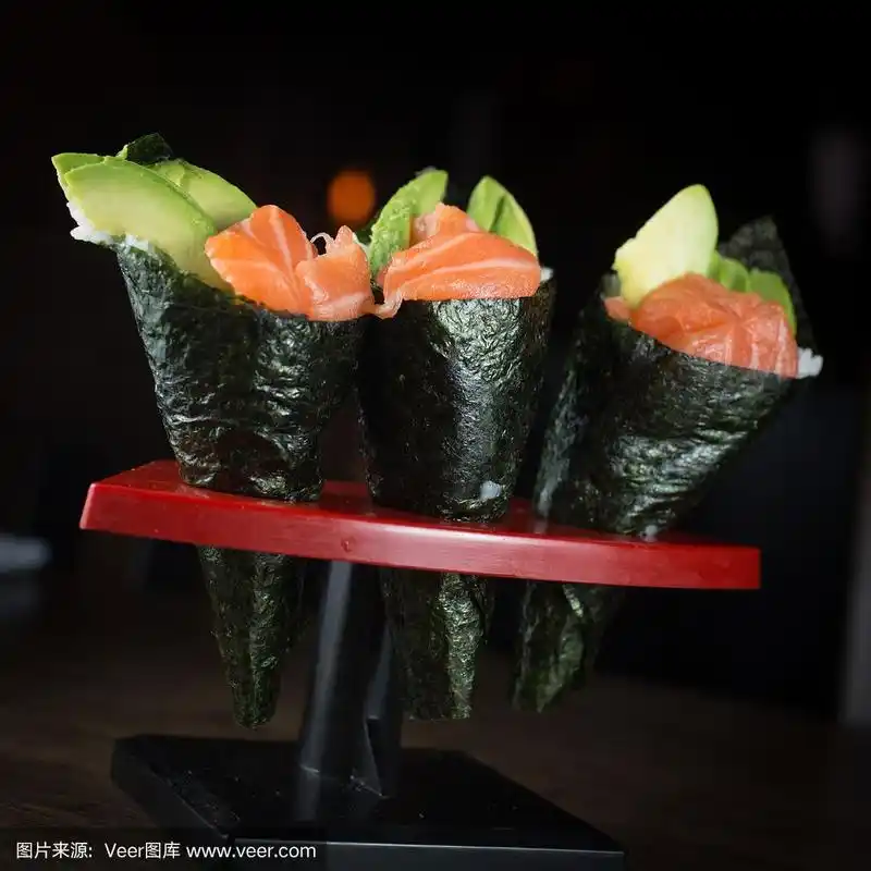 三文鱼鳄梨手卷