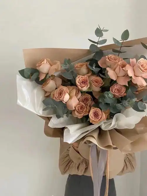 卡布奇诺玫瑰高端花束复古花束送朋友礼物